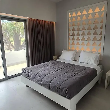 Hotel apartamentowy Irina 3*