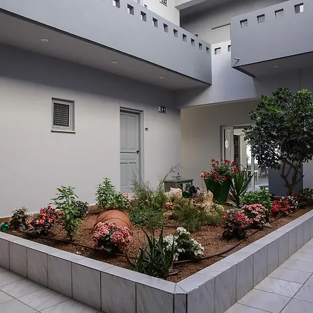 Aparthotel Irina