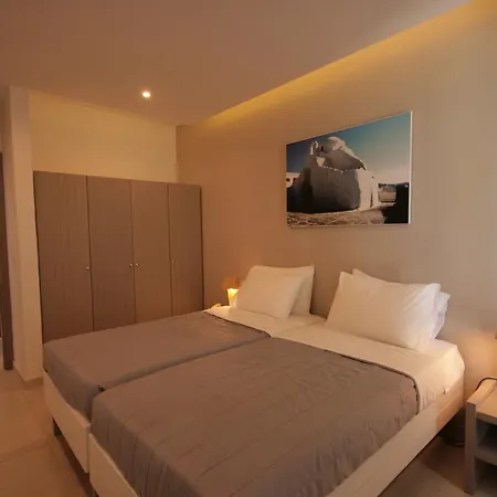 Irina Aparthotel